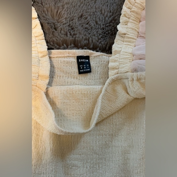 NWOT Medium SHEIN bodysuit with ruffle sleeves never worn - Picture 2 of 3